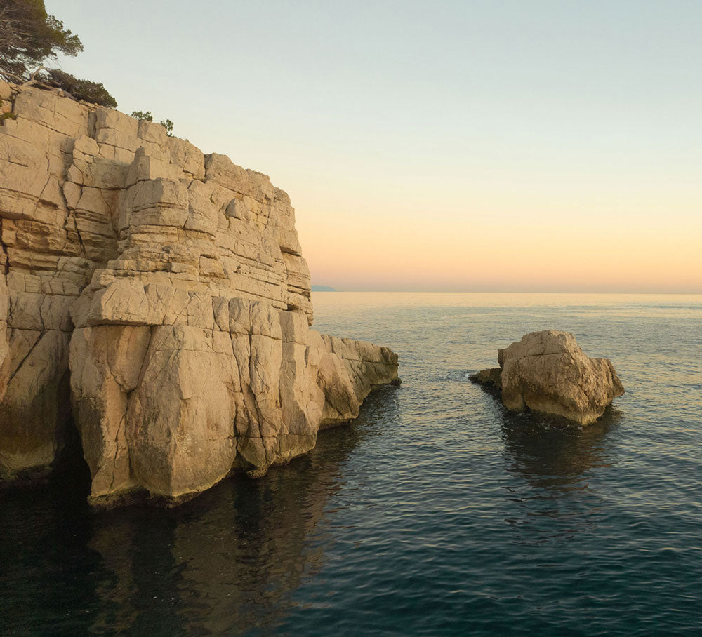 Rock and sea – natural skincare brand visual